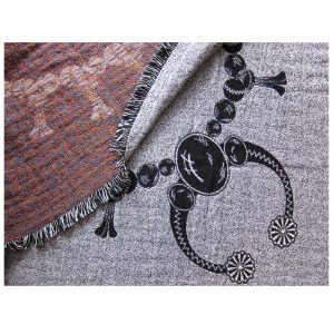 Naja- Squash blossom' throw